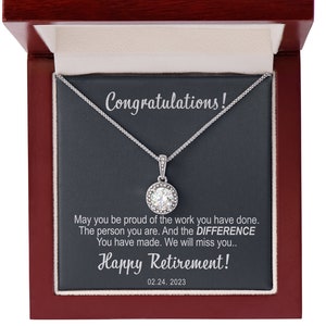Cadeaux de retraite pour collègue de travail, cadeau d'adieu pour collègue de travail, cadeau personnalisé, collier et carte de vœux avec nom, cadeau de remerciement pour elle