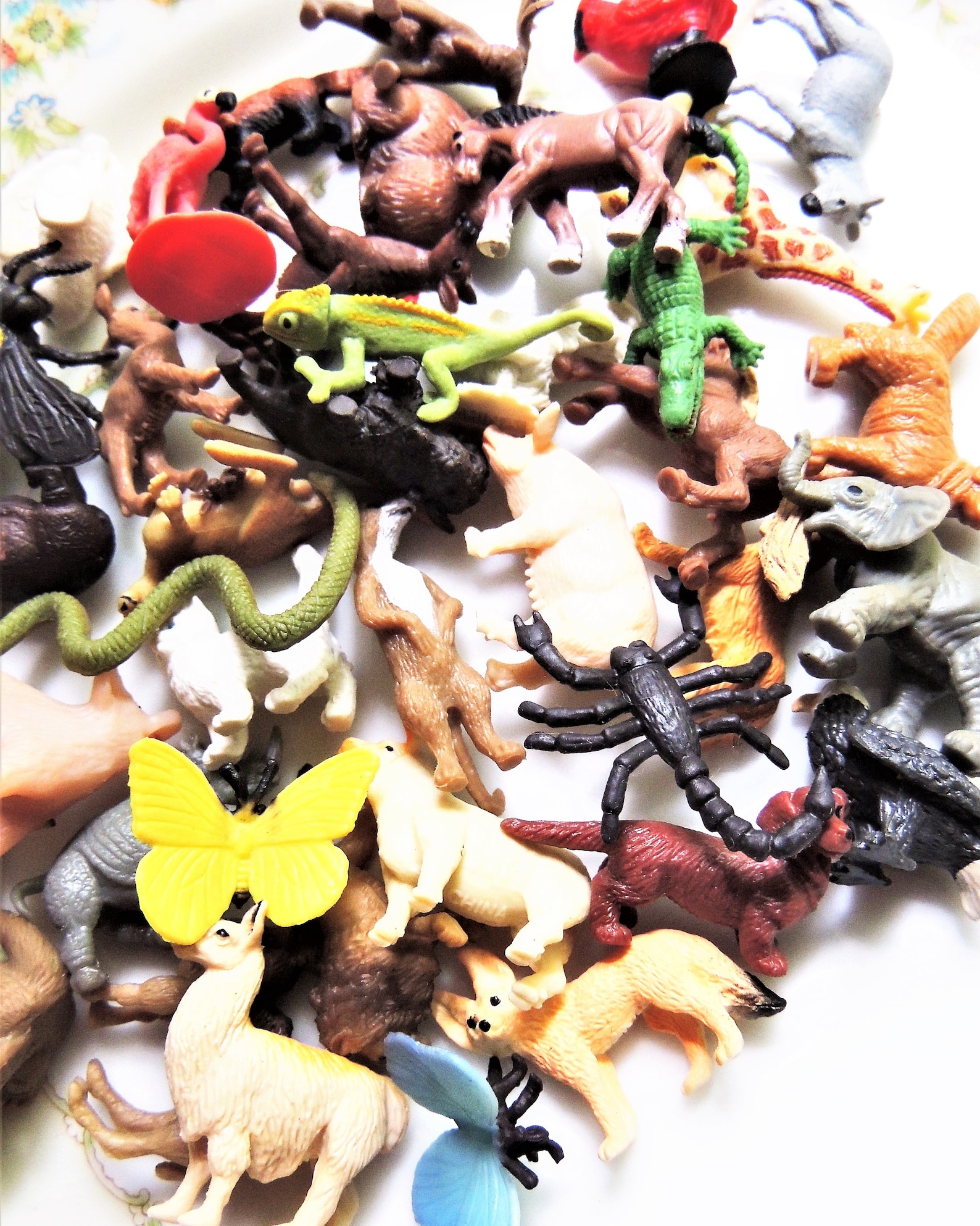Random Assortment of Tiny Rubber Animals Etc. Figures Safari Etsy