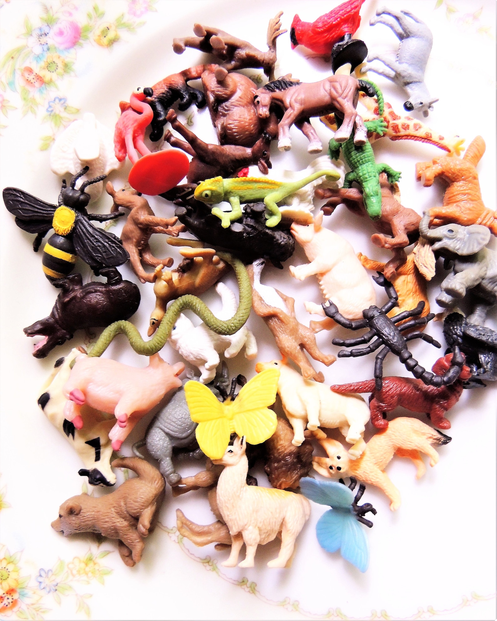 Random Assortment of Tiny Rubber Animals Etc. Figures Safari Etsy
