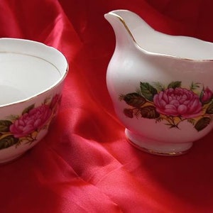 Colclough bone china milk jug and sugar Basin vintage