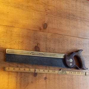 Antik mässingsstött tappsåg: King & Compy-skrov, handtag i exotiskt trä, cirka 1820