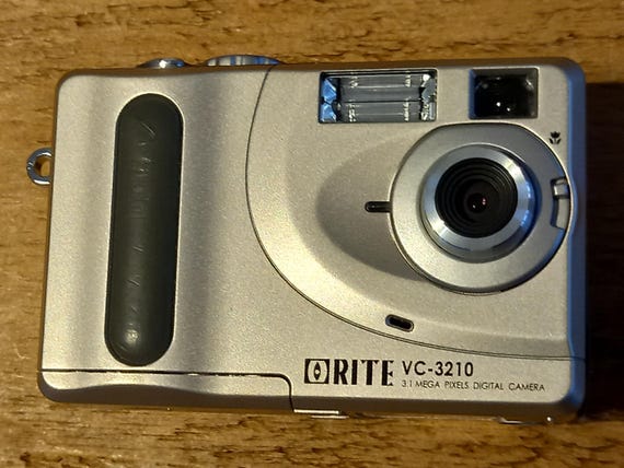 Rite VC-3210 3.1 Mega Pixel Digital Camera No Guarantee to Work - Etsy