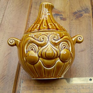 Vintage Sadler England Onions jar 7 &quot; inch big one,Sadler England Onions pot Vintage, very collectable Sadlers Onions jar,Vintage Onions 7in