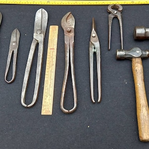 Small anvil used by sale blacksmiths and tinsmiths