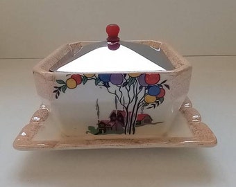 Preserve serving pot by Lancaster Ltd.