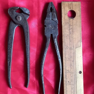 Vintage Antique pair of Pincers and a pair of Pliers in good used condition made in Sheffield