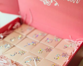 Advent calendar of jewelry and accessories -24 pieces of jewelry and accessories - box of small Christmas gifts - accessories for women