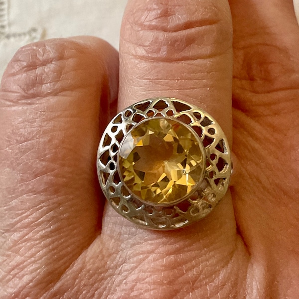 GREAT NATURAL CITRINE Sterling Vintage Ring- Splendid sparkly Genujne Citrine - Elegant Art Deco Design Ring- Vintage from France