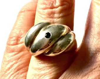 MODERNIST NATURAL SAPPHIRE Sterling Vintage Ring - Modernist Sterling Silver - Genuine Sapphire - Elegant Vintage - Jewelry From France