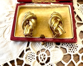 Agatha PARIS FRANCE Haute Couture Gold Plated CLIPS Earrings- Beautiful Vintage Jewelry- Haute Couture Design - from France