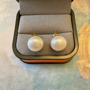 GENUINE WHITE PEARL Gold/Sterling Eleganr Vintage Earrings- Nice Genuine Pearl- Lovely Design- Luxury Vintage from France