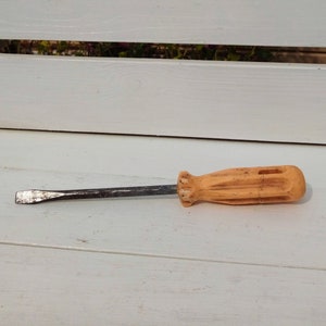 Vintage  handle screwdriver, antique  screwdriver, vintage hand tools,  handle screwdriver, antique hand tools