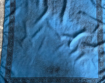 Hardy Amies gesigneerd blauw en zwart vintage zijden sjaal