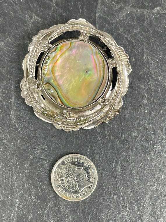 EXQUISITE signed Abalone Shell Silver Tone Wreath… - image 2