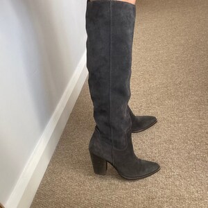 Knee high grey boots uk top