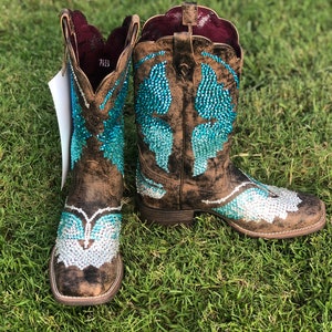 Custom Cowboy Boots encrusted with Swarovski Crystals or Glass Crystals. DESIGN PROOF ONLY. No Boots are actually purchased.