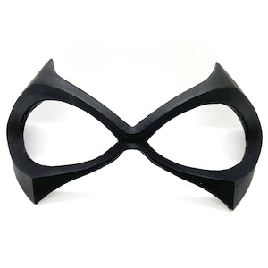 BlackCat inspired mask Marvel’s Cosplay
