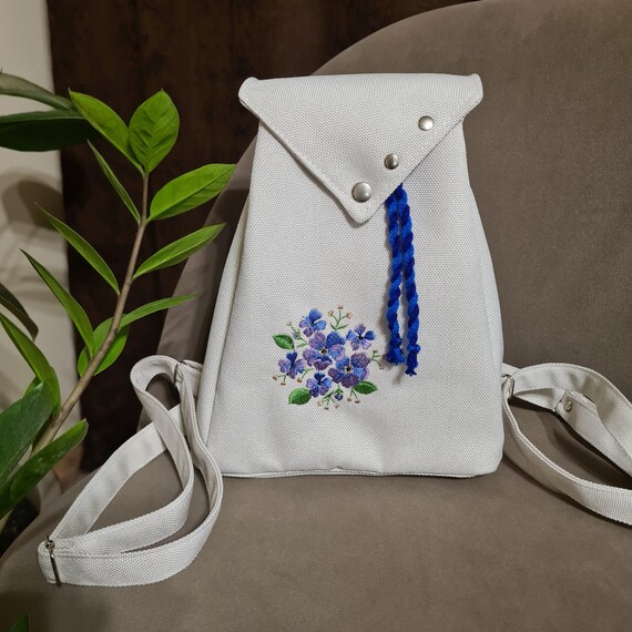 Small White Stylish Vegan Backpack With Embroidered Flower 