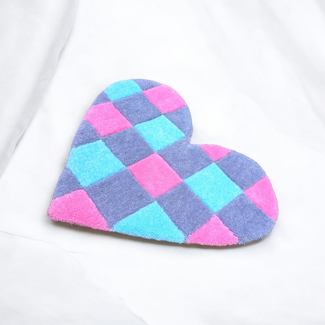 Heart Rug Check Pattern. Christmas Gift for Girlfriend. Soft Check Rug