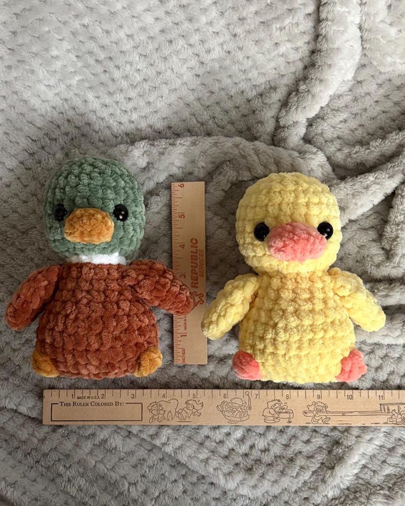 Crochet duck plushies in yellow, Mallard, black and white, crochet stuffed animals, safe eye option zdjęcie 16