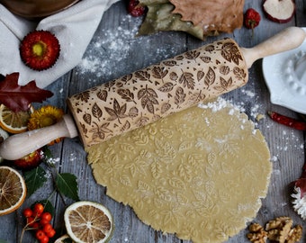 Autumn Leaves Embossing Rolling Pin - Make Warm Cookies on a Cold Autumn Evening. Ideal Wooden Christmas Gift or Mothers Day Gift