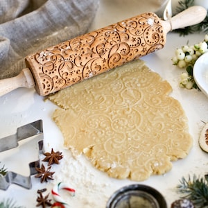 Christmas Swirl Pattern Embossing Rolling Pin