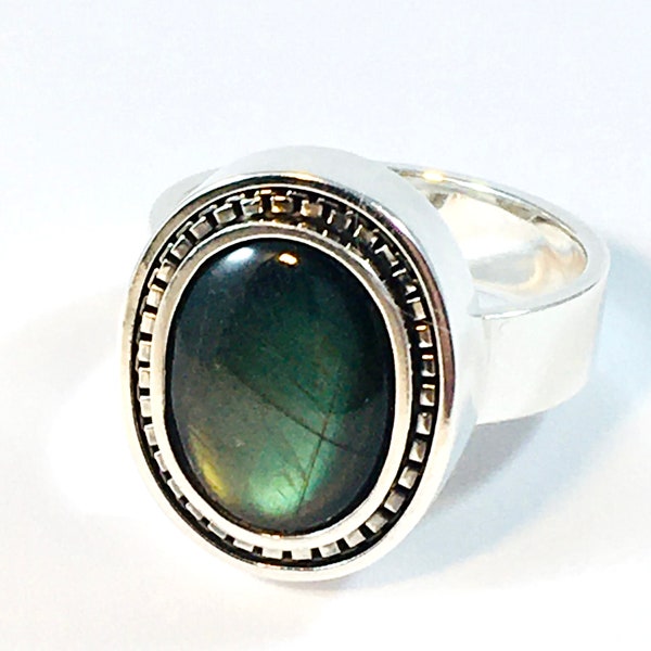 Eila Marjaana Lehtinen, Sterling Silver Ring with Spectrolite, Finland