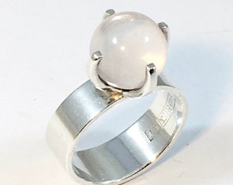 Elis Kauppi, Modernist Silver Ring with Moonstone Ball, Kupittaan Kulta, Finland 1964