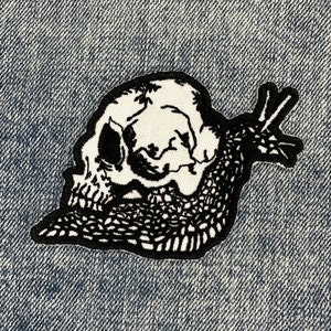 Skull Snail Iron on patch animal Patch horror patches 4 x 2.5&quot;