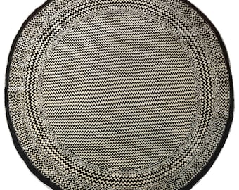 Hand-Knotted Cordoba Wool Rug 8x8: Moroccan Style Round Carpet
