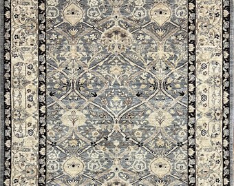Tauris Trellis - Arts & Crafts by William Morris Carpet | 8'4" x 5'1'' | New Hand-Knotted Area Rug