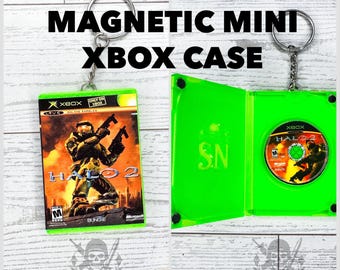 Xbox 360 Halo Mini Collectible Game Keychain, handmade 3D printed keyring, functional mini game case, gaming fan video game gift