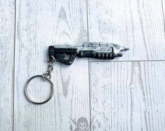 Halo-inspirierter MA5B-Sturmgewehr-Schlüsselanhänger, handbemalt und handgefertigt