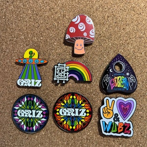 Griz/Lsdream/Okee Mushroom Hard Enamel Pins von @musikfestivalstickers