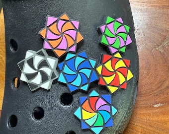 Flowstar clog charm packs