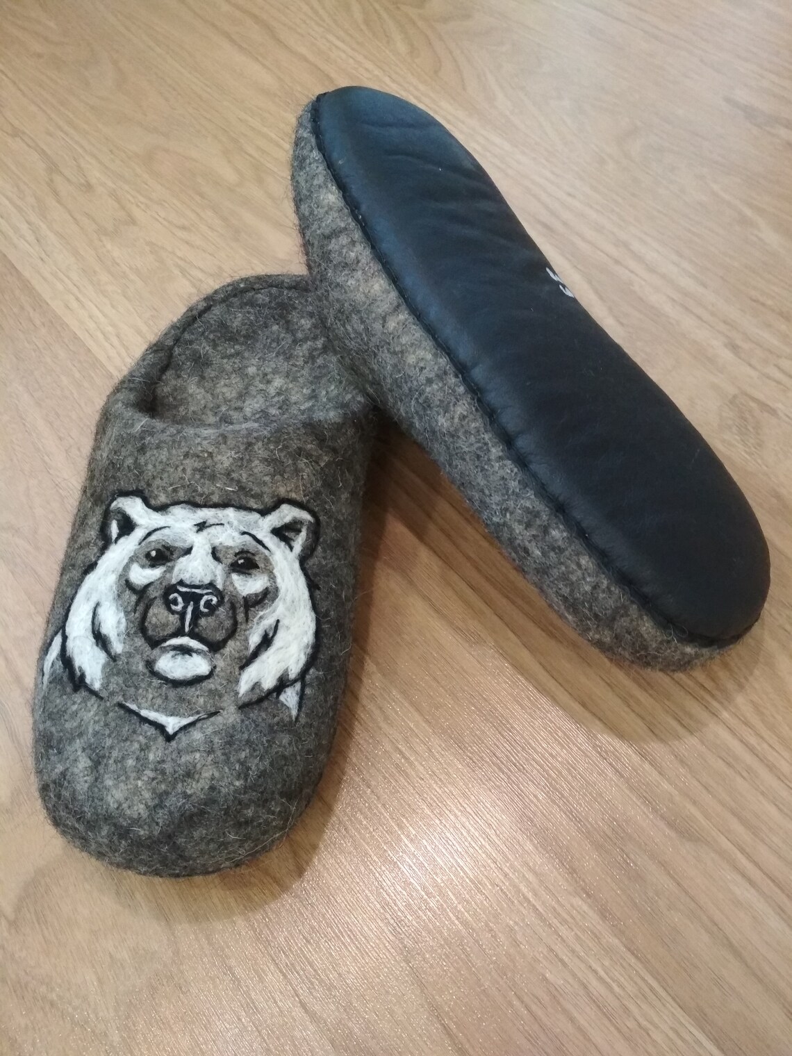 mens bear slippers