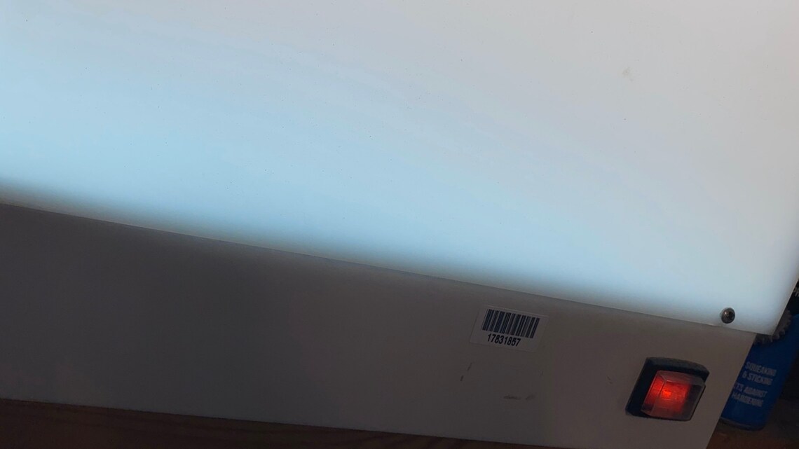 Wall mounted vintage Xray light box. 8 lights. Great upcycle Etsy