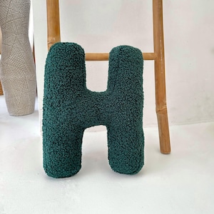 Almohada de letras, Letra de tela, Cojines del alfabeto, Almohada de personalidad, Carta de terciopelo, Almohada del alfabeto, Decoración de vivero Scandi, Almohada inicial