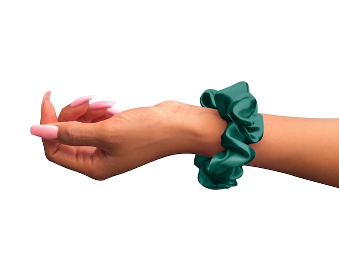 Silky Satin Scrunchies 5 Sizes Easy Stretch Elastic for Curly Long Ponytail Pineapple Style Hair No Crease Kind to Hair No Pull Machine Wash
