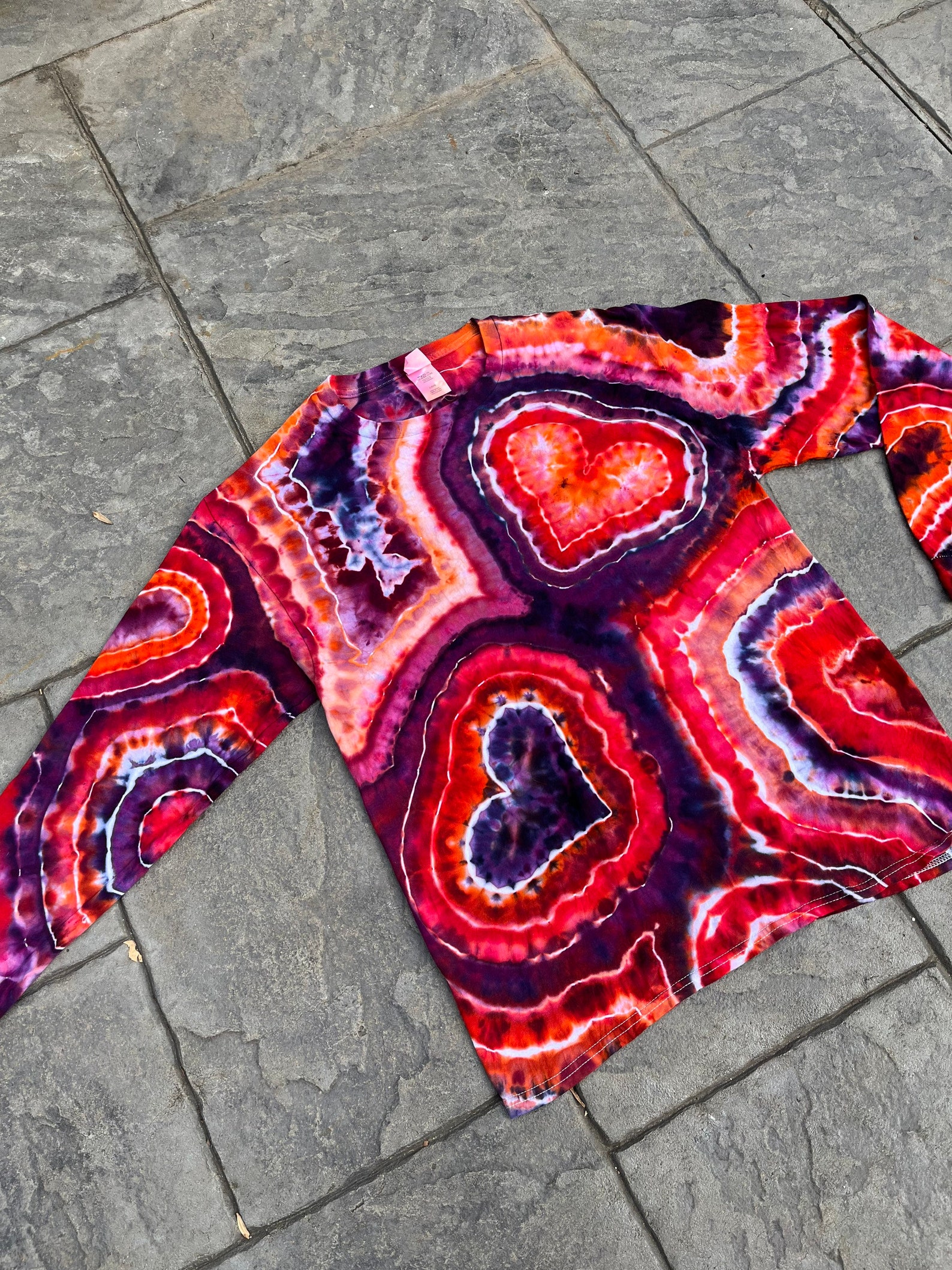 how to tie dye a long sleeve shirt