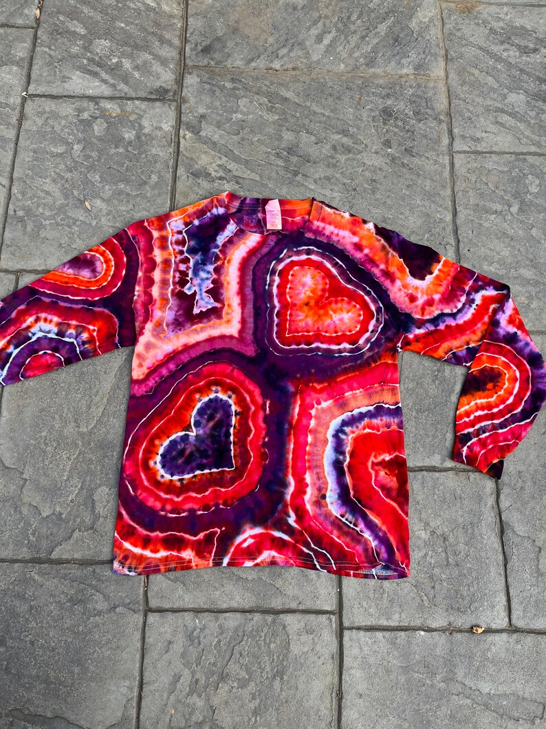 how to tie dye a long sleeve shirt