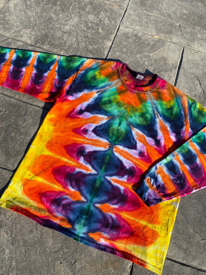 Tie-Dye Long-Sleeved T-Shirt