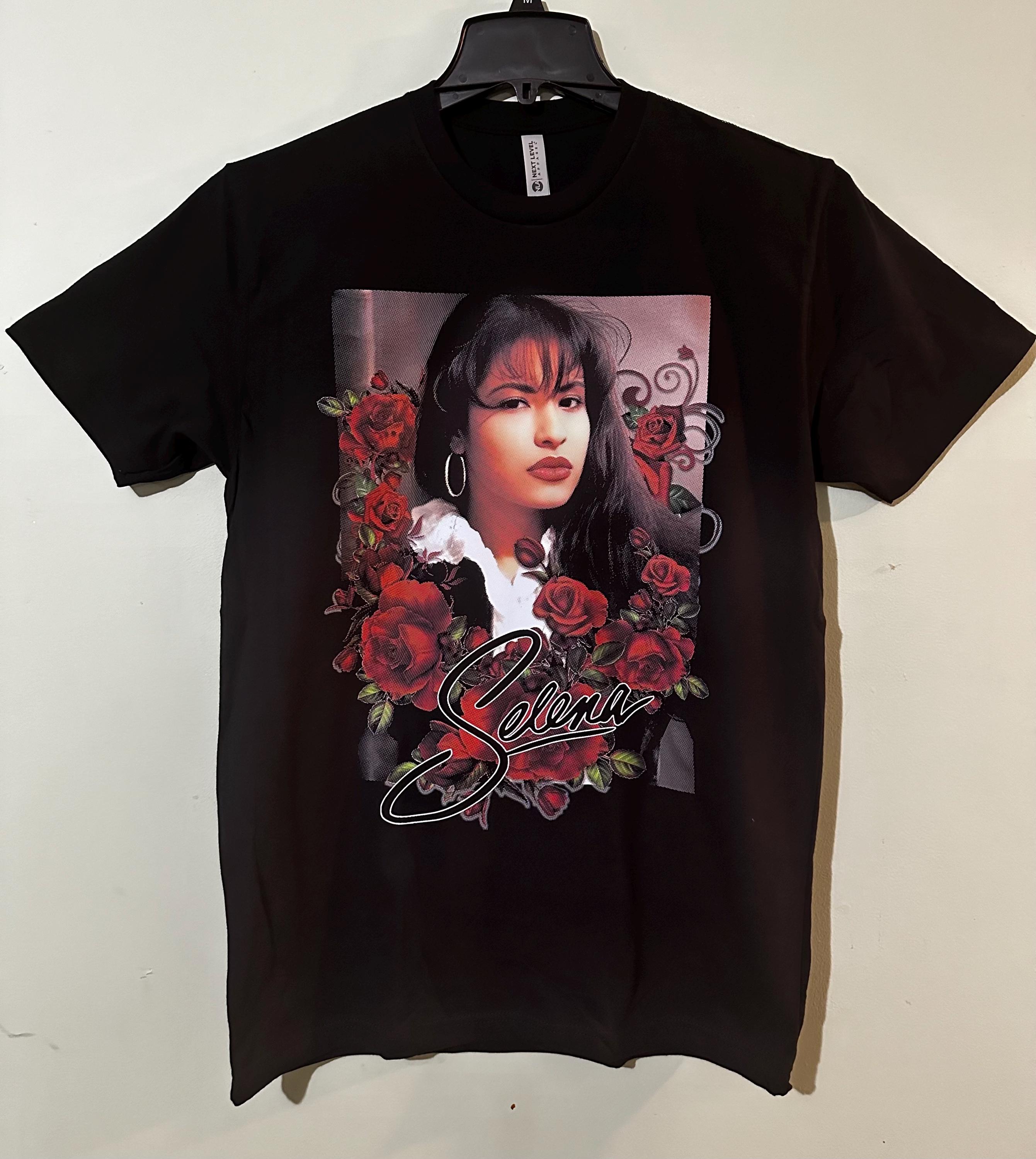 Selena Shirt 1 / La Reina del Tejano Shirt/ Selena,Peace Love Selena Shirt,Selena/La cantante/ vintage