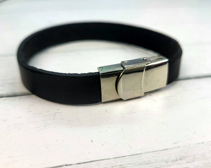 Cow Hide genuine flat leather bracelet with stainless steel clasps.