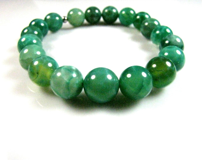 AAA Green Fire  Agate  bracelet 10 mm bead