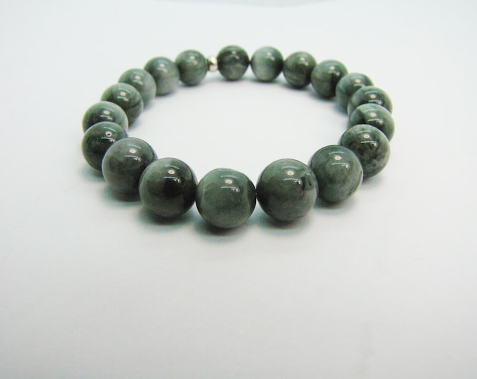 Genuine  Hawk eye bracelet 10 mm AAA beads