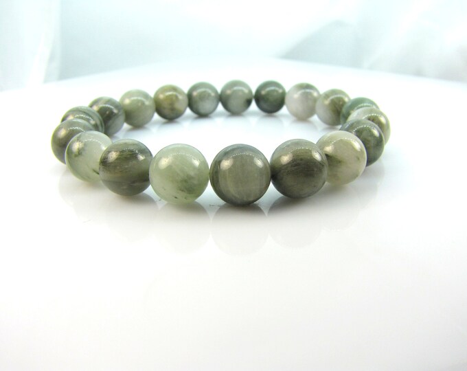Natural Green Rutilated bracelet 10 mm bead
