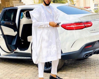 Off-white Afrikanischer Hochzeitsanzug, AGBADA für Männer, AGBADA, Afrikanische Herrenbekleidung, traditionelle Herrenkleidung, Groomsmen-Anzug, Bräutigamanzug, Anzug