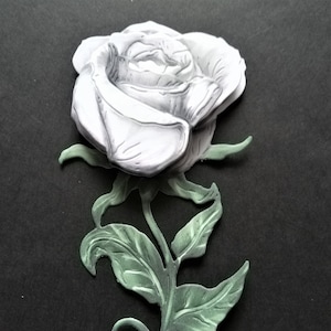 Belles roses blanches de découpage, fleurs découpées, fleurs dimensionnelles, découpes de fleurs en couches