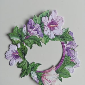 Lila Hibiskus Blumenkränze Stanzteile x 3, Stanzteile Blumen, Karten Topper, Kartenzubehör, Papierblumen